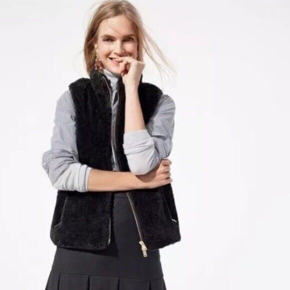 J Crew Plush Fleece Excursion Vest in Navy Blue